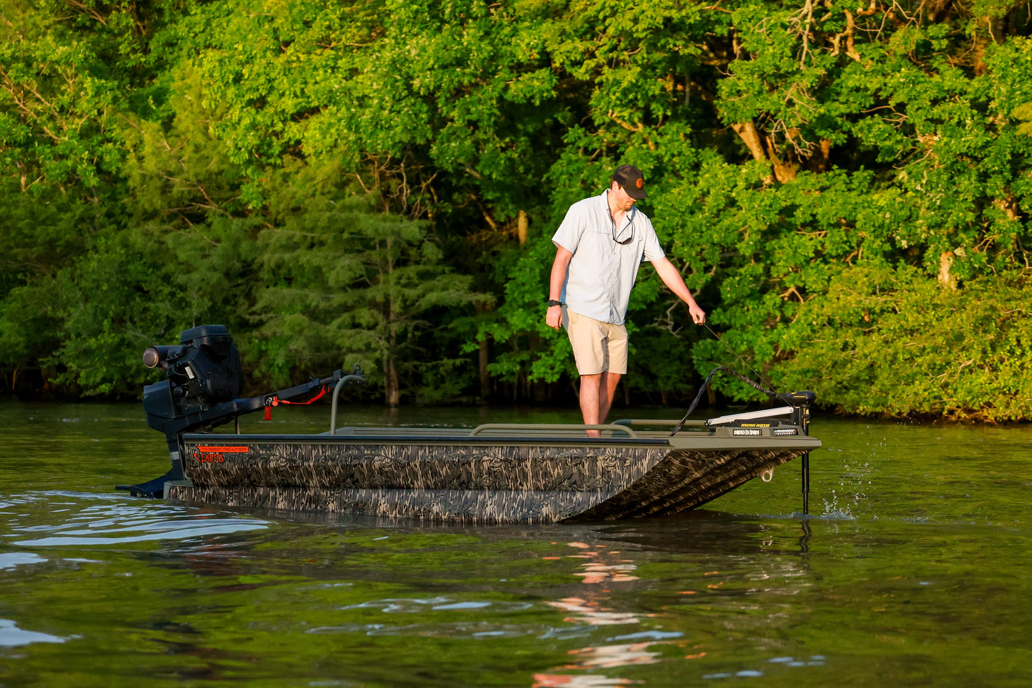 hunting, boats, aluminum, welding, boat manufacturer, boat dealer, decal, trees, water, fishing, hunting boat